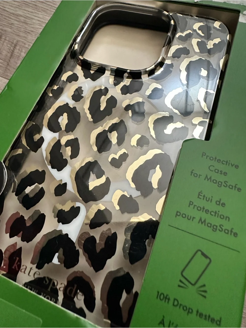 Kate Spade iPhone 15 Pro Case with MagSafe in Leopard Print design